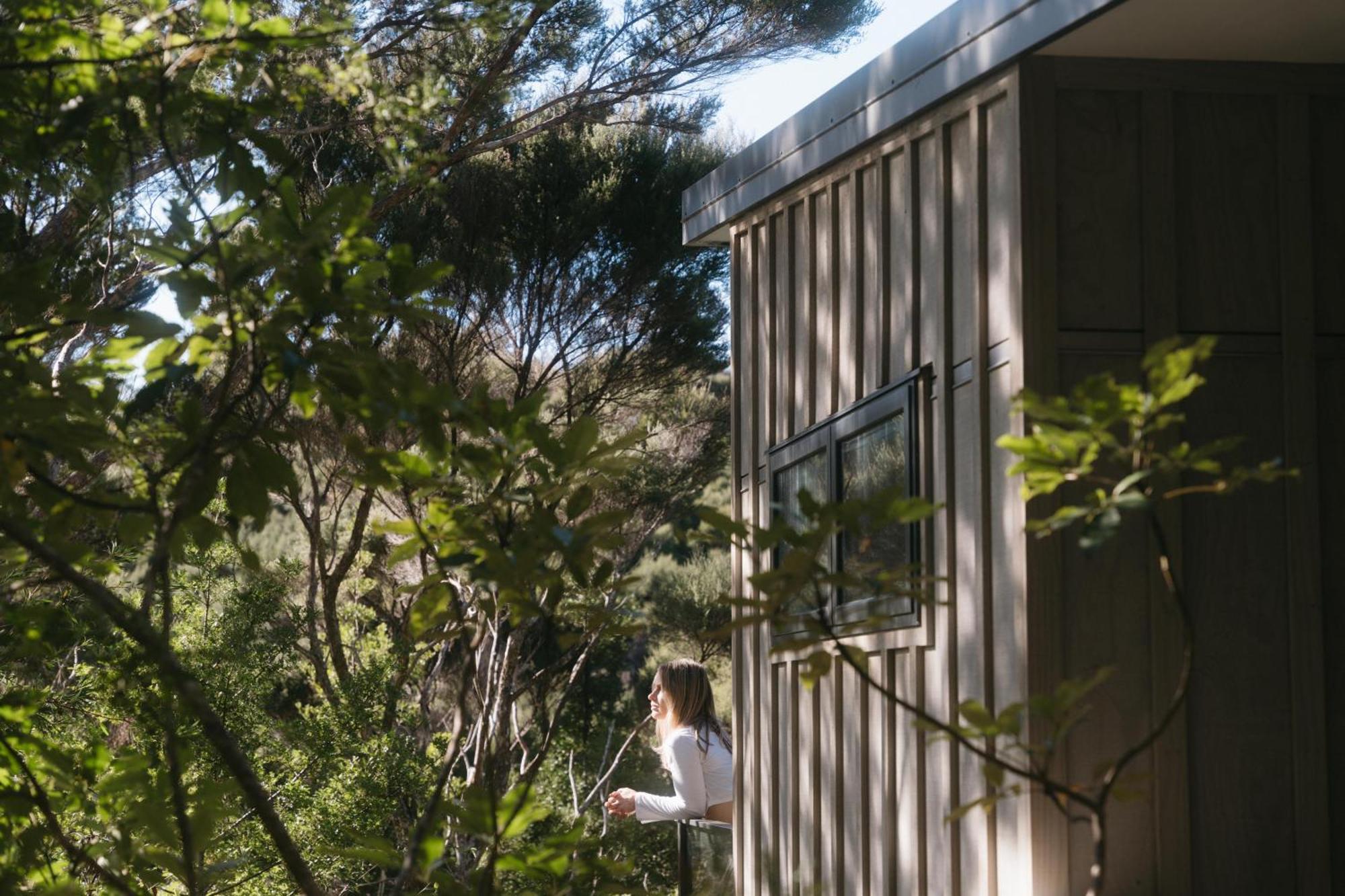 Treehouse Hideaway At Rekindle Tree Houses Opua Экстерьер фото