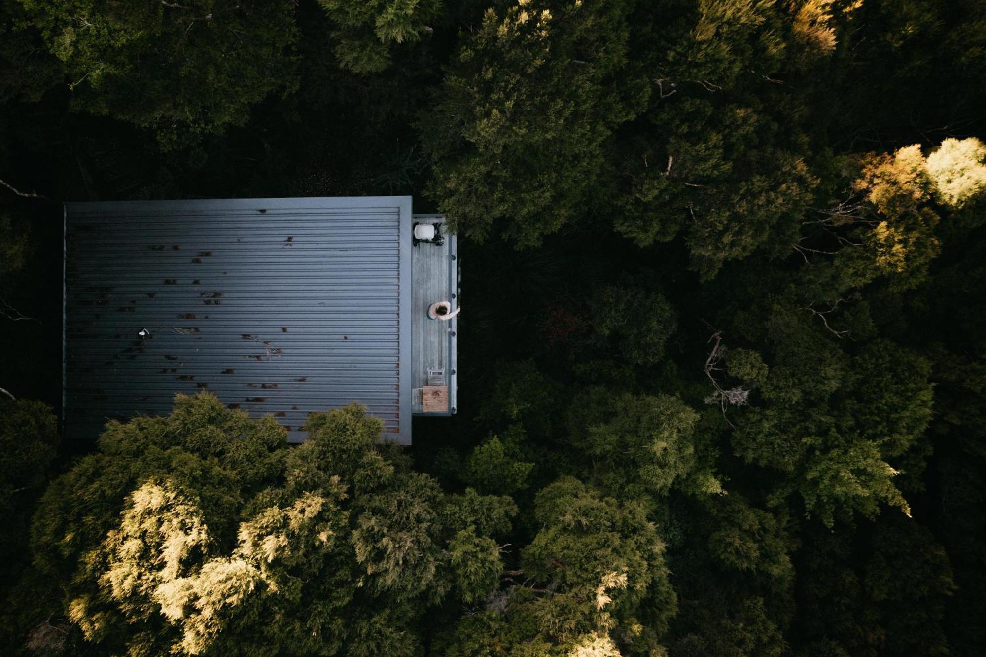 Treehouse Hideaway At Rekindle Tree Houses Opua Экстерьер фото